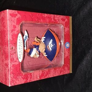 Vintage 1999 Hallmark Keepsake Ornament‎ Go Broncos Denver Broncos Ornament